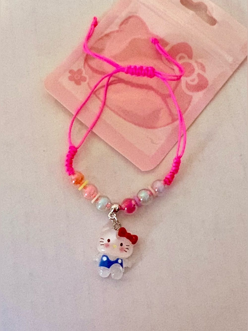 Hello Kitty Gift Set with drawstring bag - Picture 3 of 3